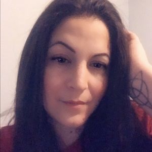 Meet your Posher, Lisa G.